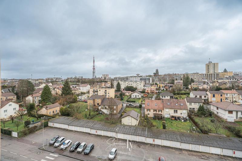 Appartement - 83 m² - 4 pièces