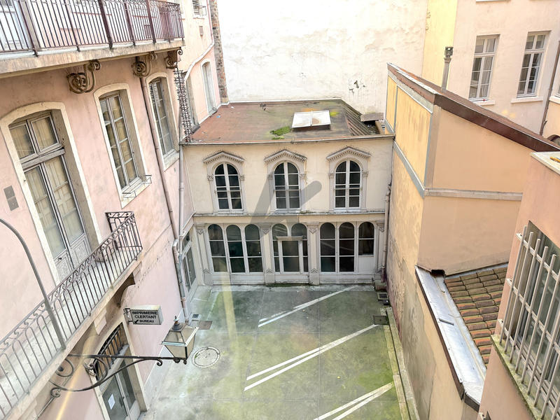 Appartement - 93 m² - 3 pièces