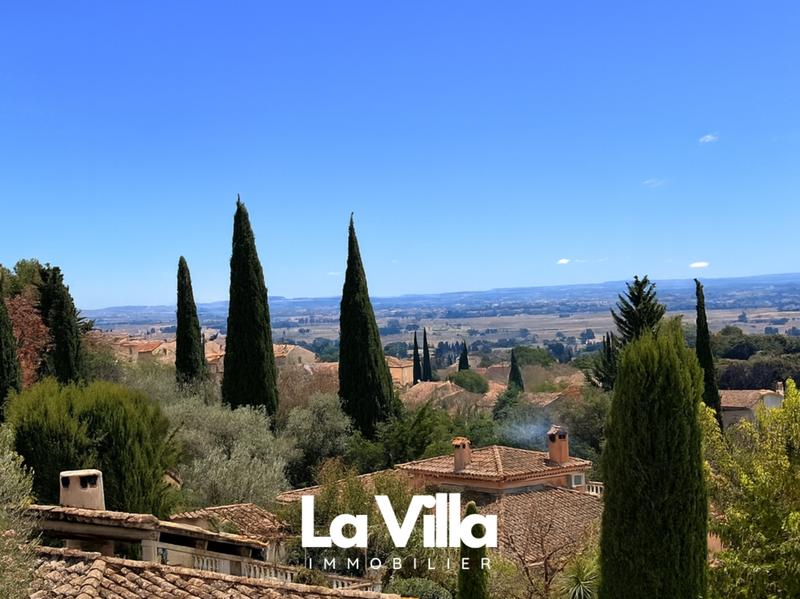 Maison - 226 m² - 8 pièces