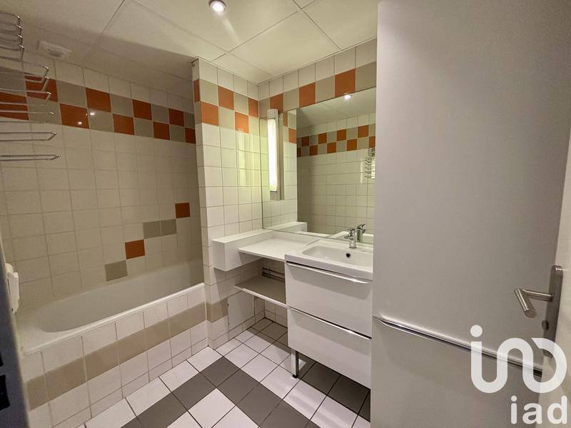 Studio - 37 m² - 1 pièce