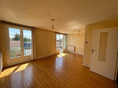 Appartement - 70 m² - 4 pièces