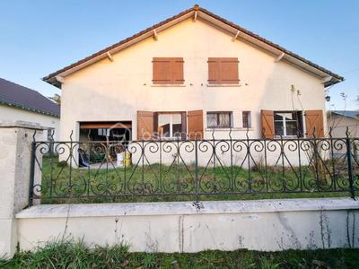 Maison traditionnelle - 114 m² - 4 pièces