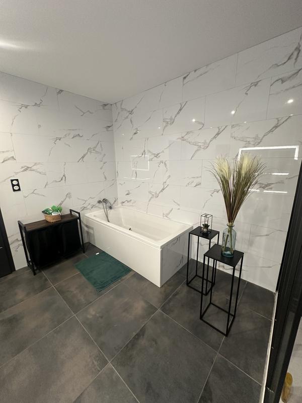 Maison - 140 m² - 5 pièces