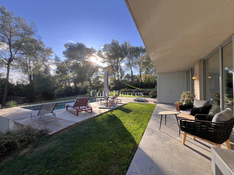 Villa - 172 m² - 6 pièces