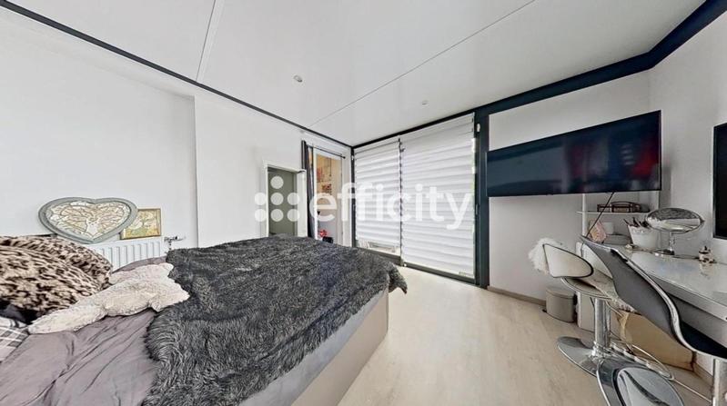 Appartement - 81 m² - 4 pièces