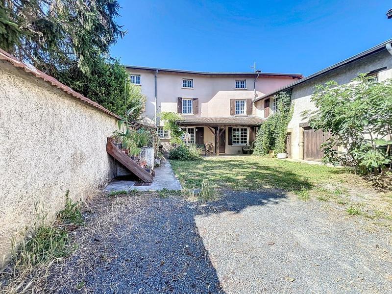 Maison - 185 m² - 6 pièces