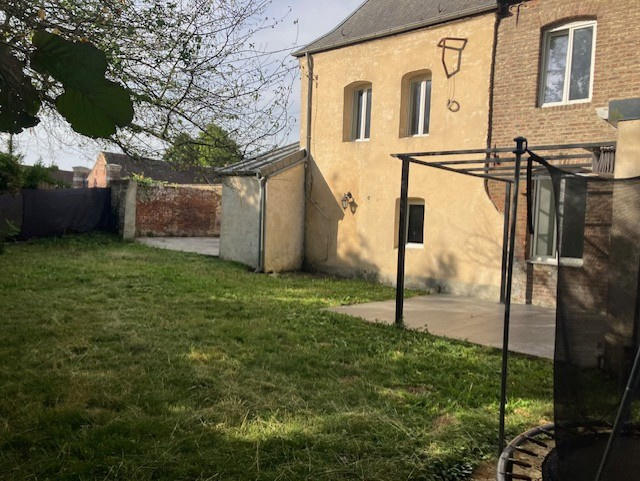 Maison de village - 110 m² - 6 pièces