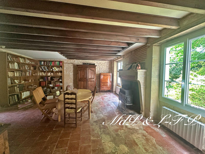 Maison - 294 m² - 6 pièces