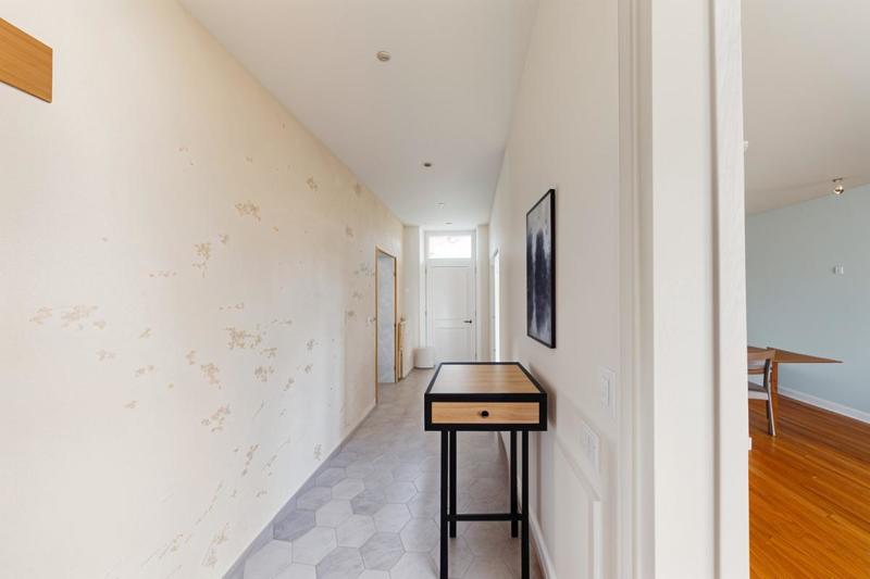 Maison - 205 m² - 6 pièces