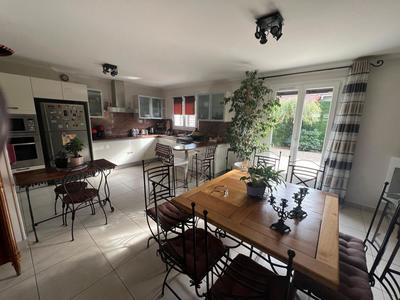 Maison - 125 m² - 5 pièces