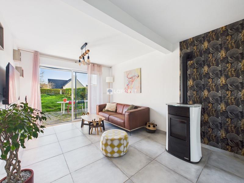 Maison - 95 m² - 5 pièces