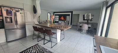 Villa - 145 m² - 5 pièces