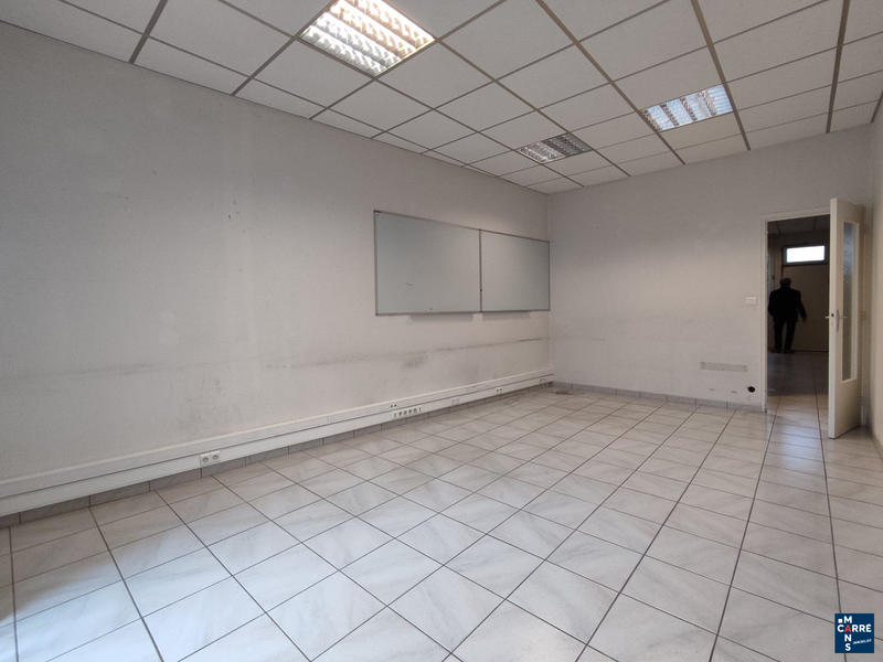 Local commercial - 96 m²