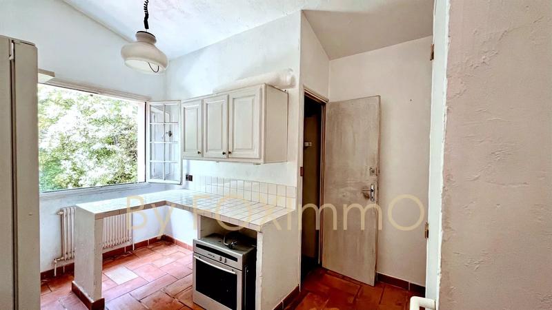 Villa - 201 m² - 6 pièces