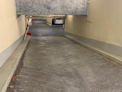 Parking - 10 m²