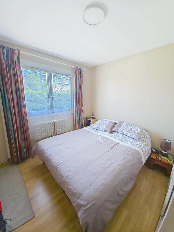 Maison - 151 m² - 6 pièces