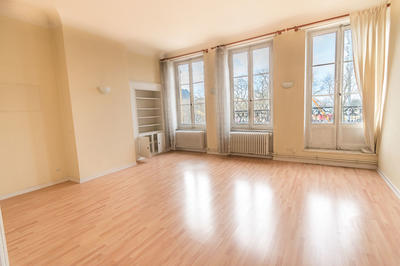 Appartement - 129 m² - 5 pièces