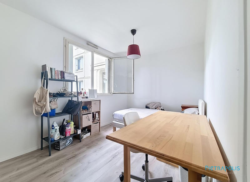 Appartement - 79 m² - 4 pièces
