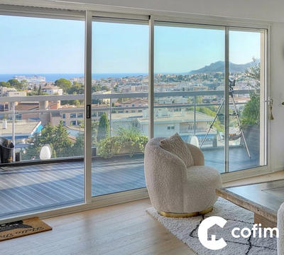 Appartement - 126 m² - 4 pièces