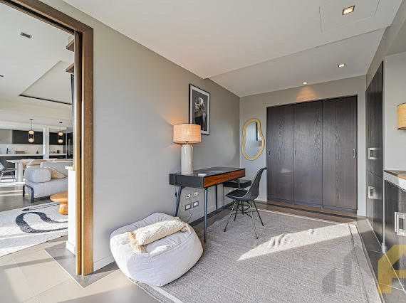 Duplex - 186 m² - 7 pièces