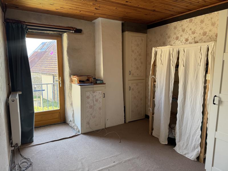 Maison en pierre - 185 m² - 10 pièces