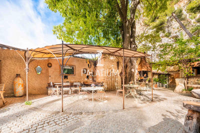 Bastide - 249 m² - 6 pièces