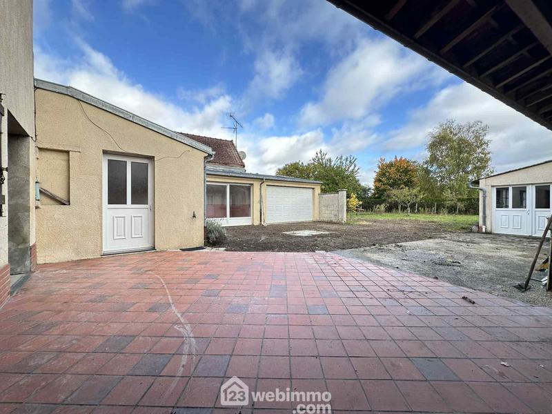 Maison - 228 m² - 7 pièces