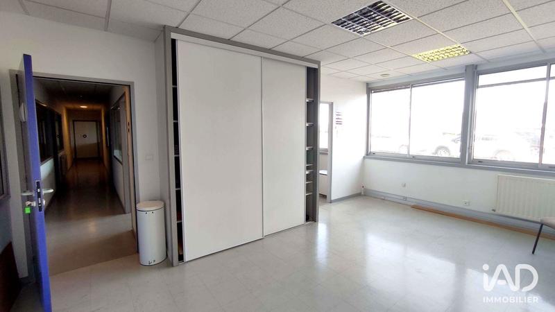 Bureau - 300 m²