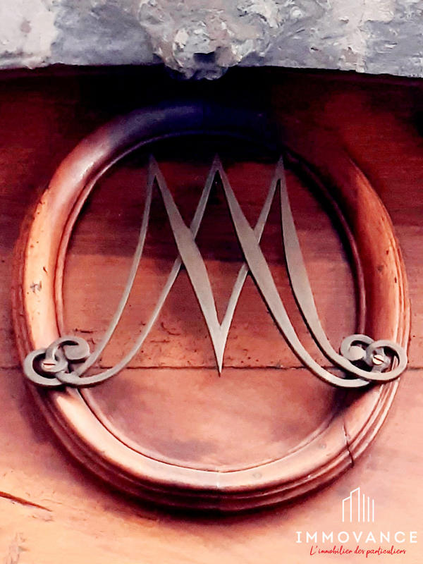 Maison - 182 m² - 8 pièces