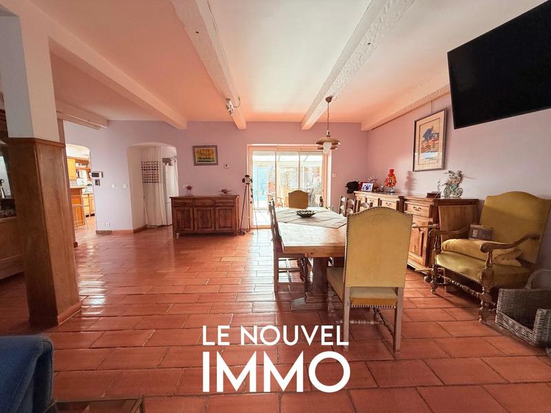 Maison ancienne - 238 m² - 7 pièces