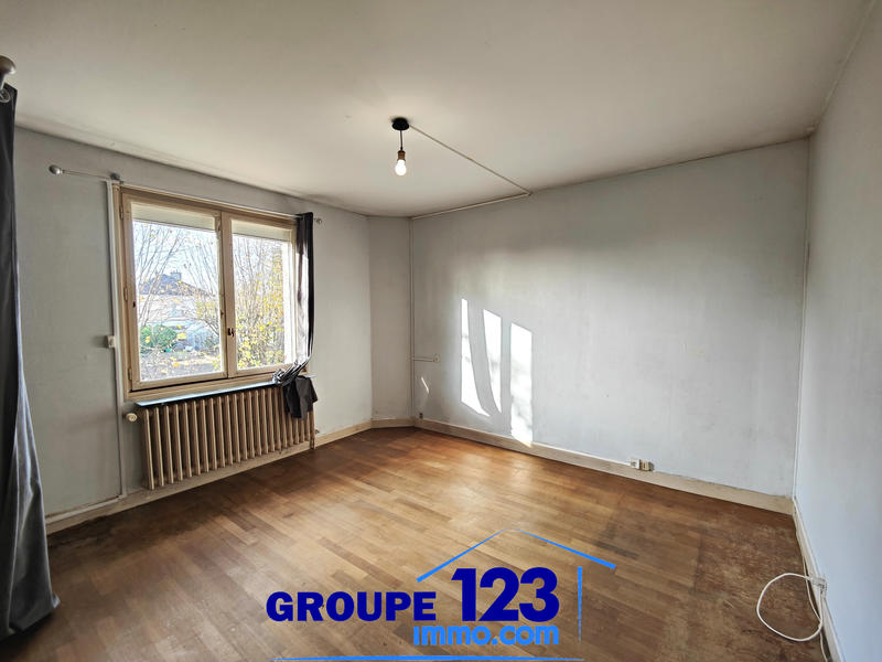 Maison - 111 m² - 6 pièces