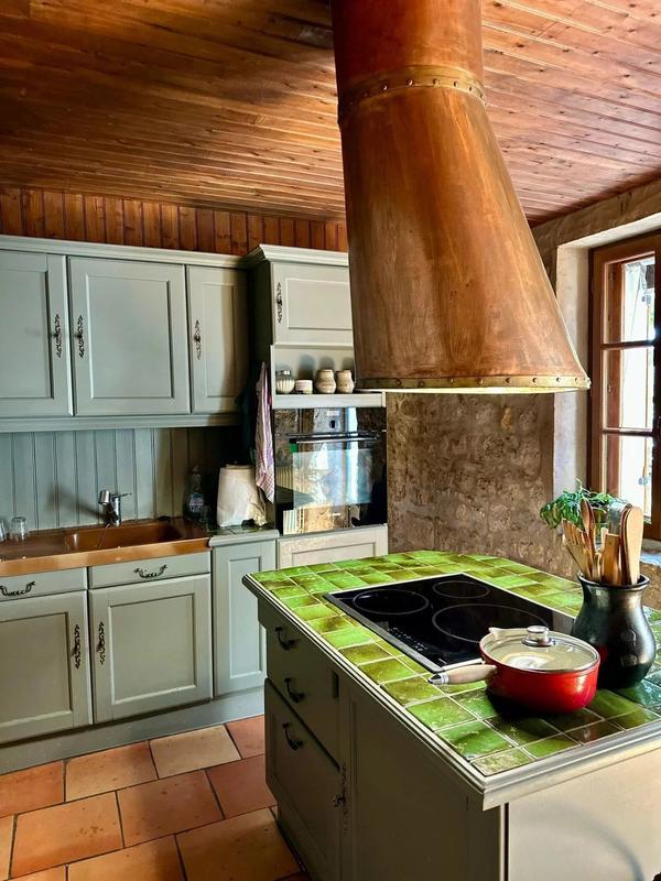 Maison - 260 m² - 8 pièces