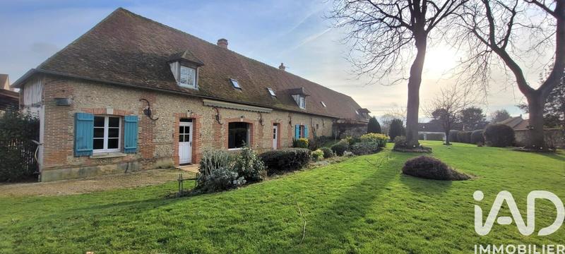 Maison - 232 m² - 8 pièces