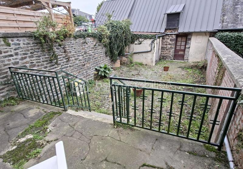 Maison de village - 75 m² - 5 pièces