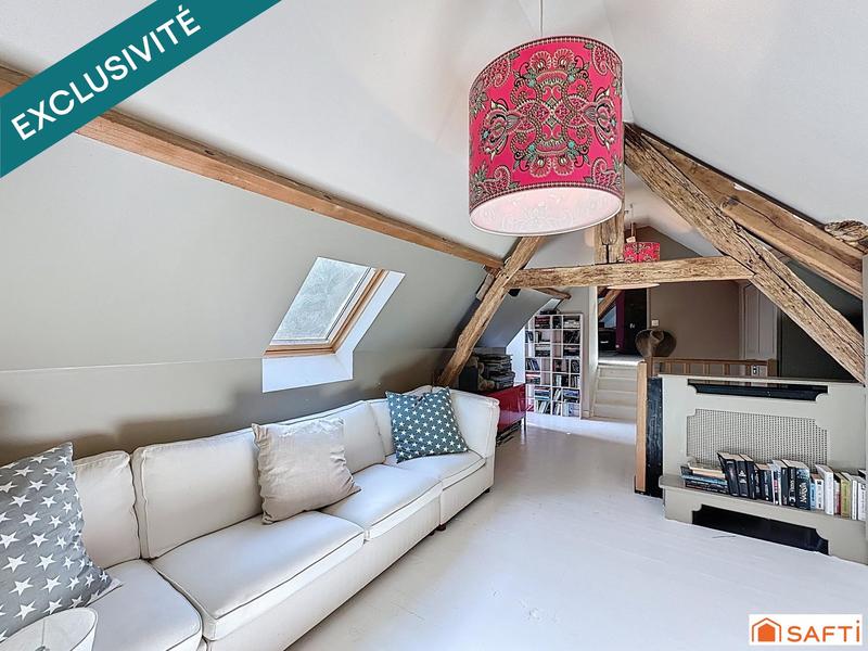 Maison - 222 m² - 8 pièces