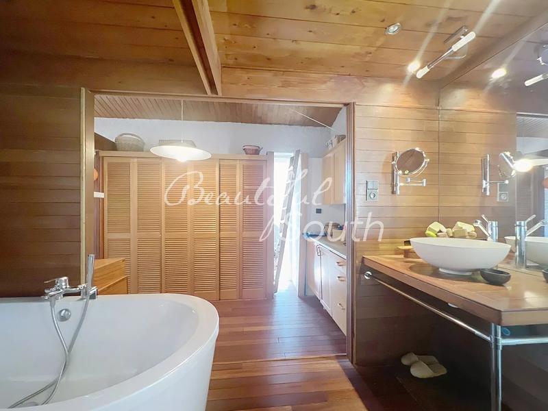 Villa - 202 m² - 5 pièces