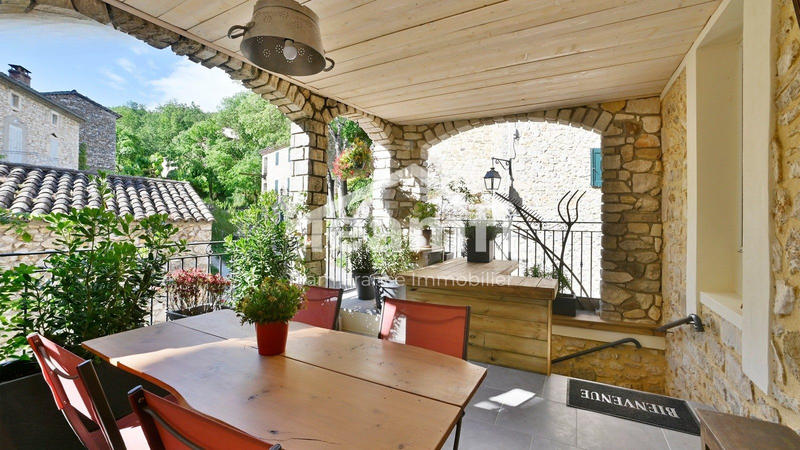 Maison - 126 m² - 7 pièces