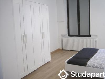 Chambre - 9 m² - 1 pièce