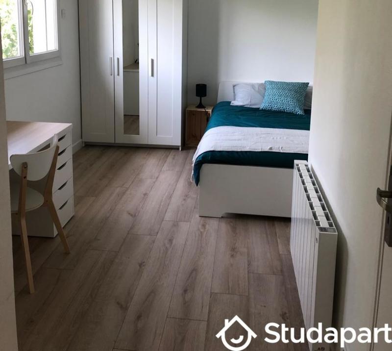 Chambre - 15 m² - 1 pièce