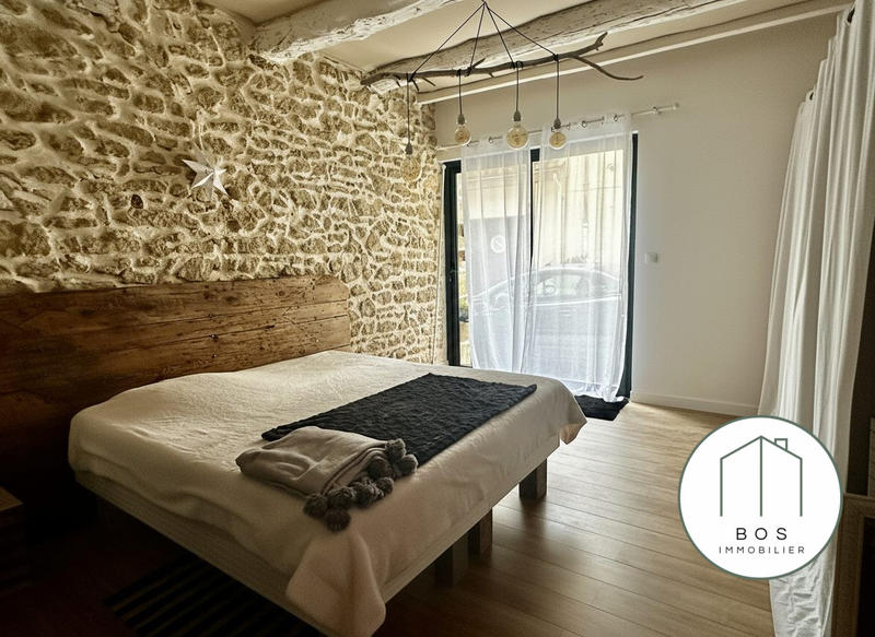 Maison ancienne - 107 m² - 3 pièces