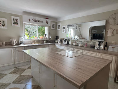 Maison - 145 m² - 6 pièces