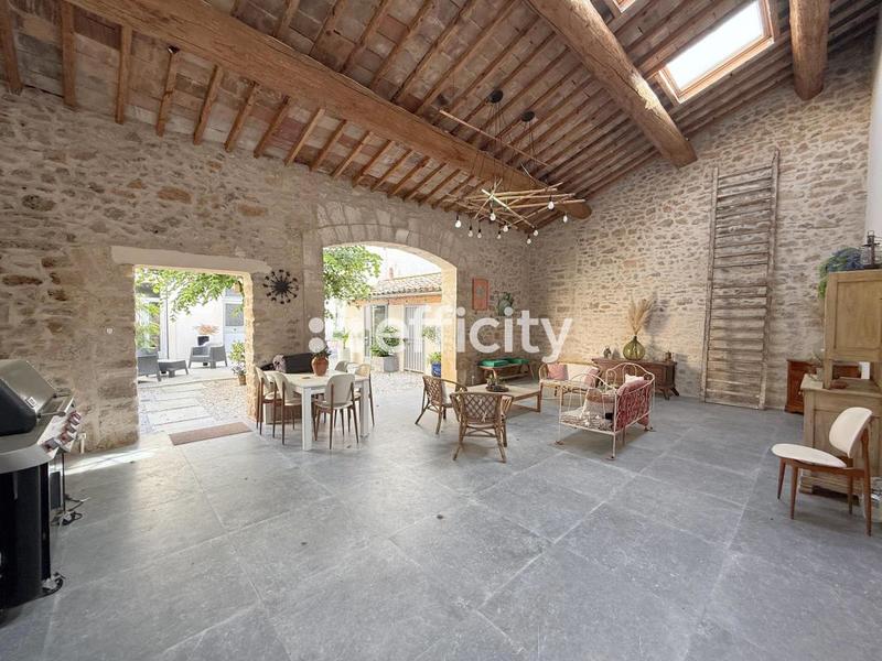 Maison bourgeoise - 335 m² - 8 pièces