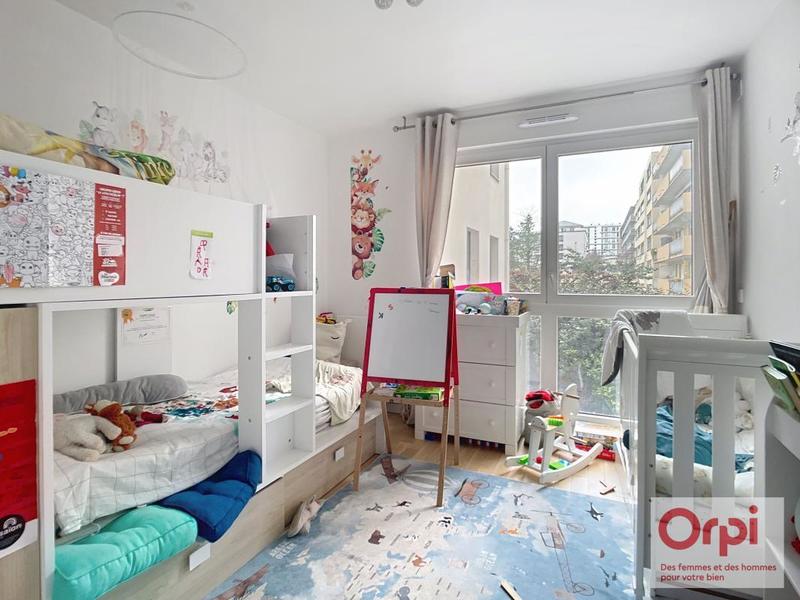 Appartement - 87 m² - 4 pièces