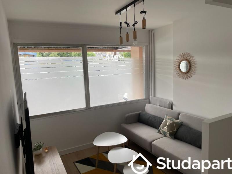 Chambre - 8 m² - 1 pièce