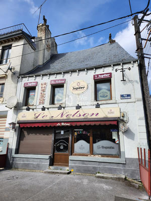 Immeuble - 120 m² - 3 pièces