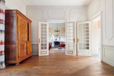 Propriété - 290 m² - 12 pièces