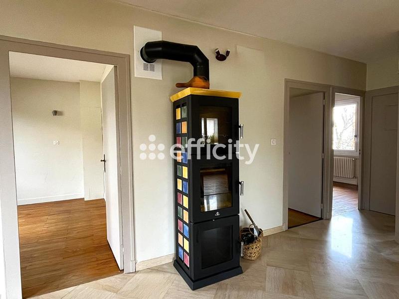 Maison - 159 m² - 7 pièces