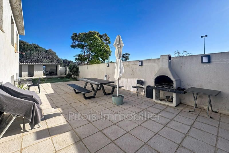 Maison - 207 m² - 10 pièces