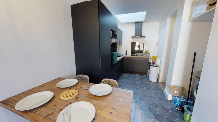 Appartement - 115 m² - 5 pièces