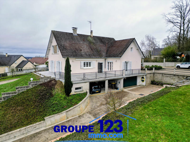 Maison - 156 m² - 7 pièces